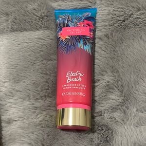 NEVER USED VICTORIA SECRET